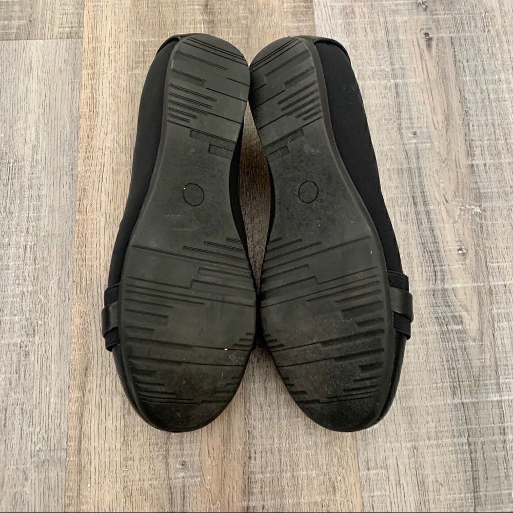Black slip on shoes - Picture 5 of 5